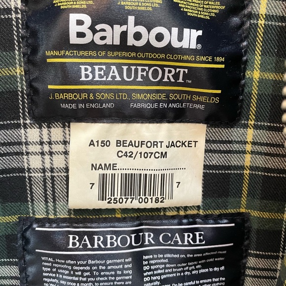 Barbour Jackets & Coats Barely Used Barbour Beaufort Jacket No Rips